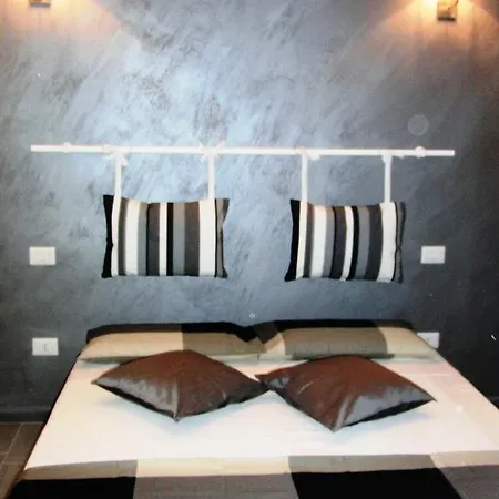 Apartment Attico Del Tribunale Bari