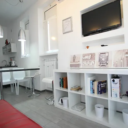 Apartment Attico Del Tribunale *